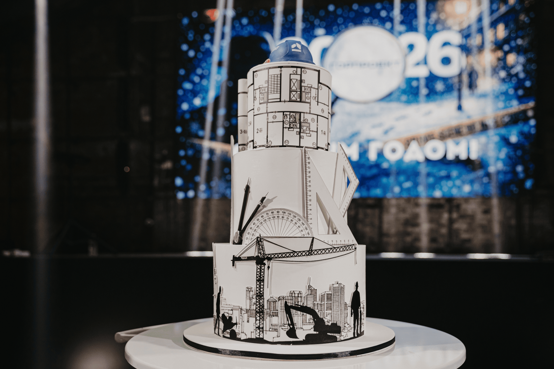 Новогодний детектив 2025